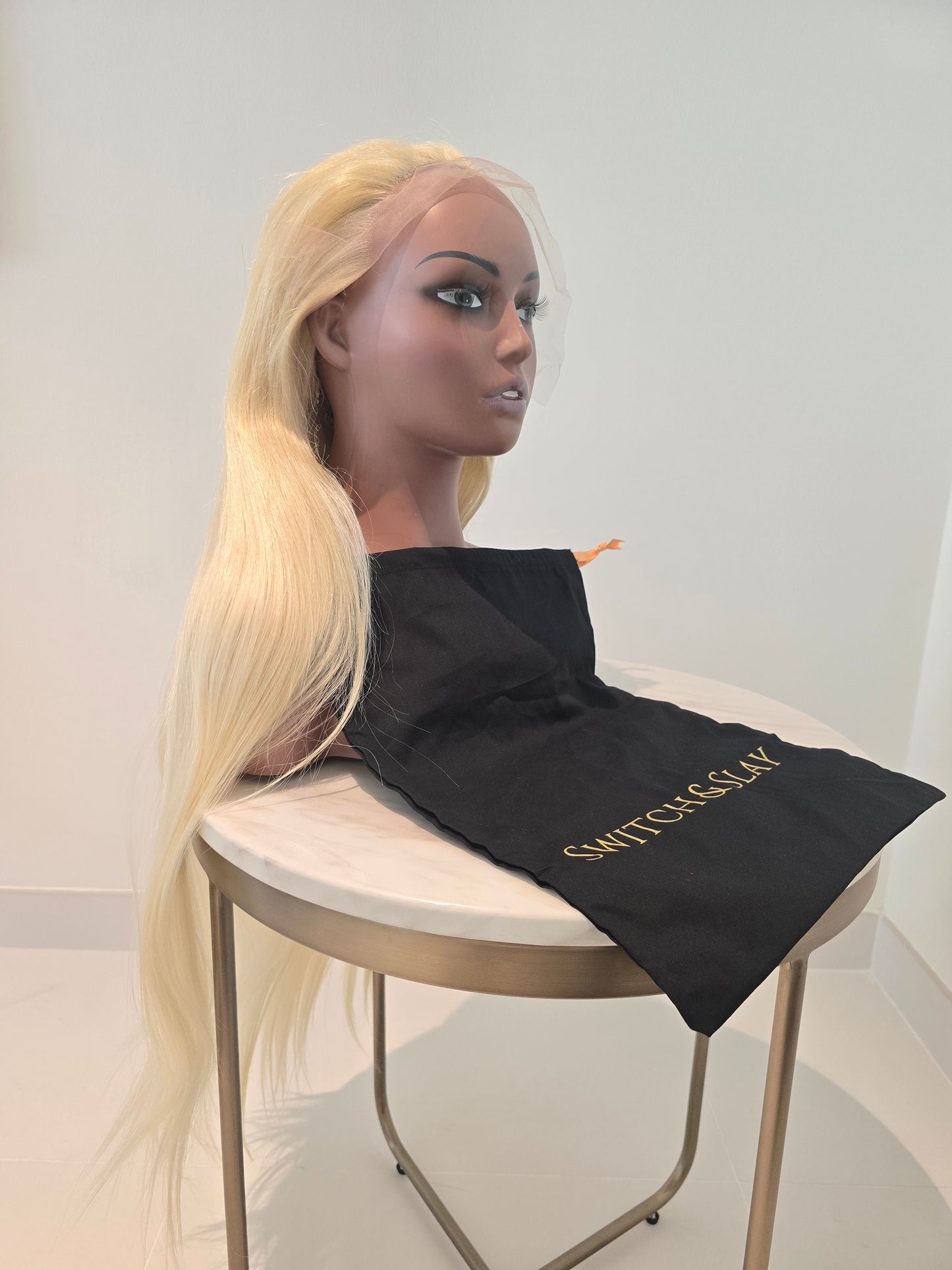 Blond straight